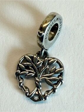 Pandora Family Forever Tree Dangle Charm 925 ALE Sterling Silver Heart Bead